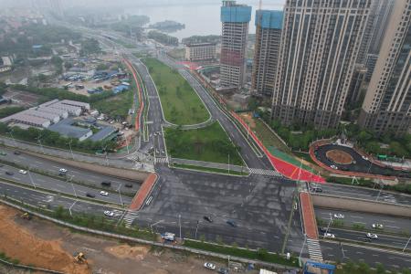 Êйú×ÊÎ¯Êæºéµ÷ÑÐÔ±¸°µ¤Ï¼Â·¼ì²é¡°ÎåÒ»¡±¼ÙÆÚÇå¾²Éú²úÊÂÇé